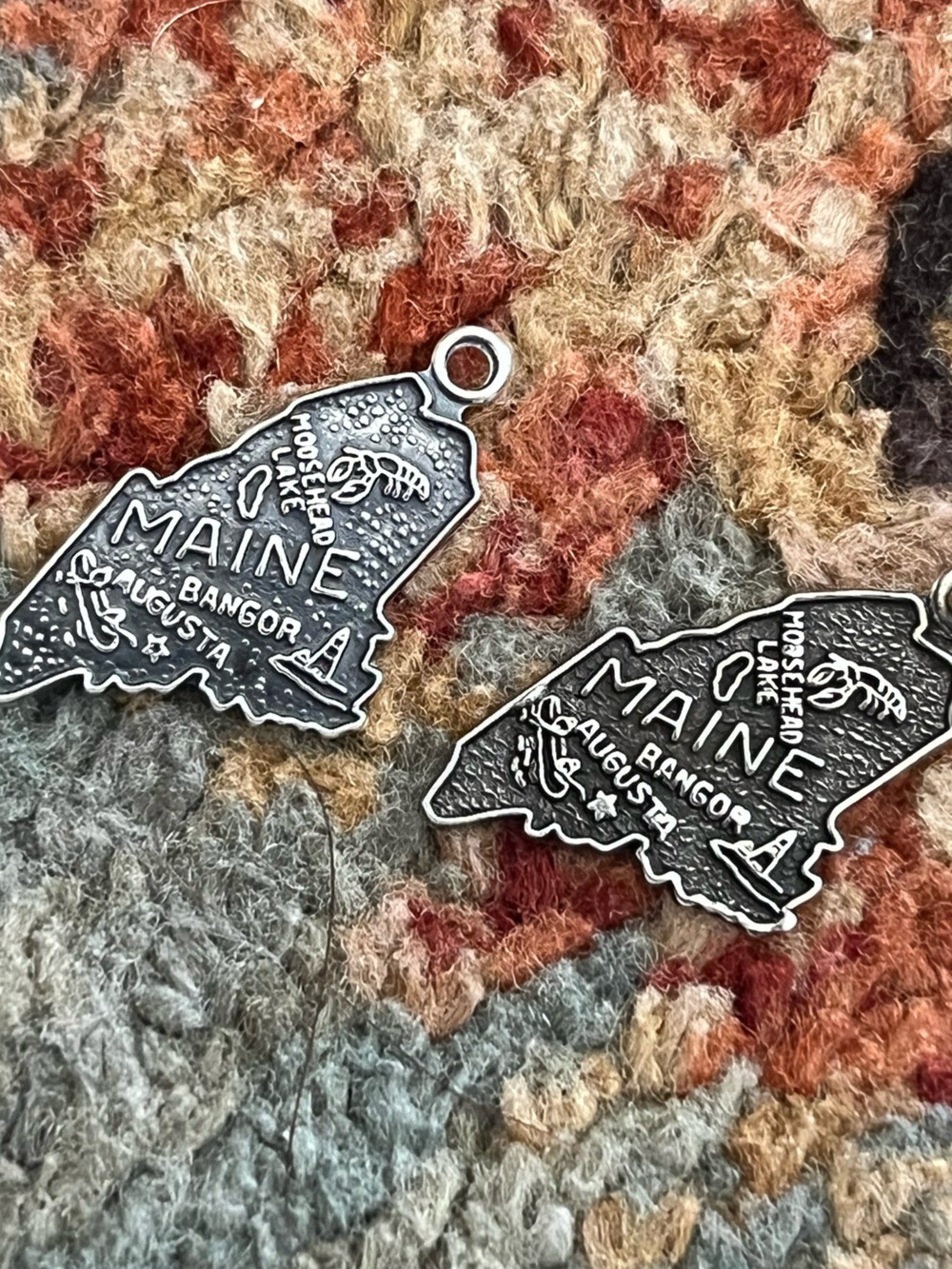 VINTAGE Maine State Map Sterling Silver Charms (2)